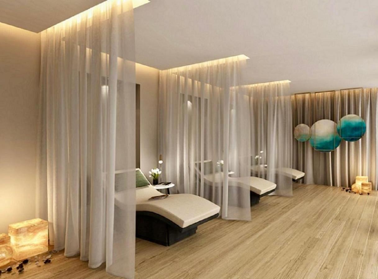 شقة Burj Khalifa Views 2Br With Infinity Pool Downtown دبي المظهر الخارجي الصورة