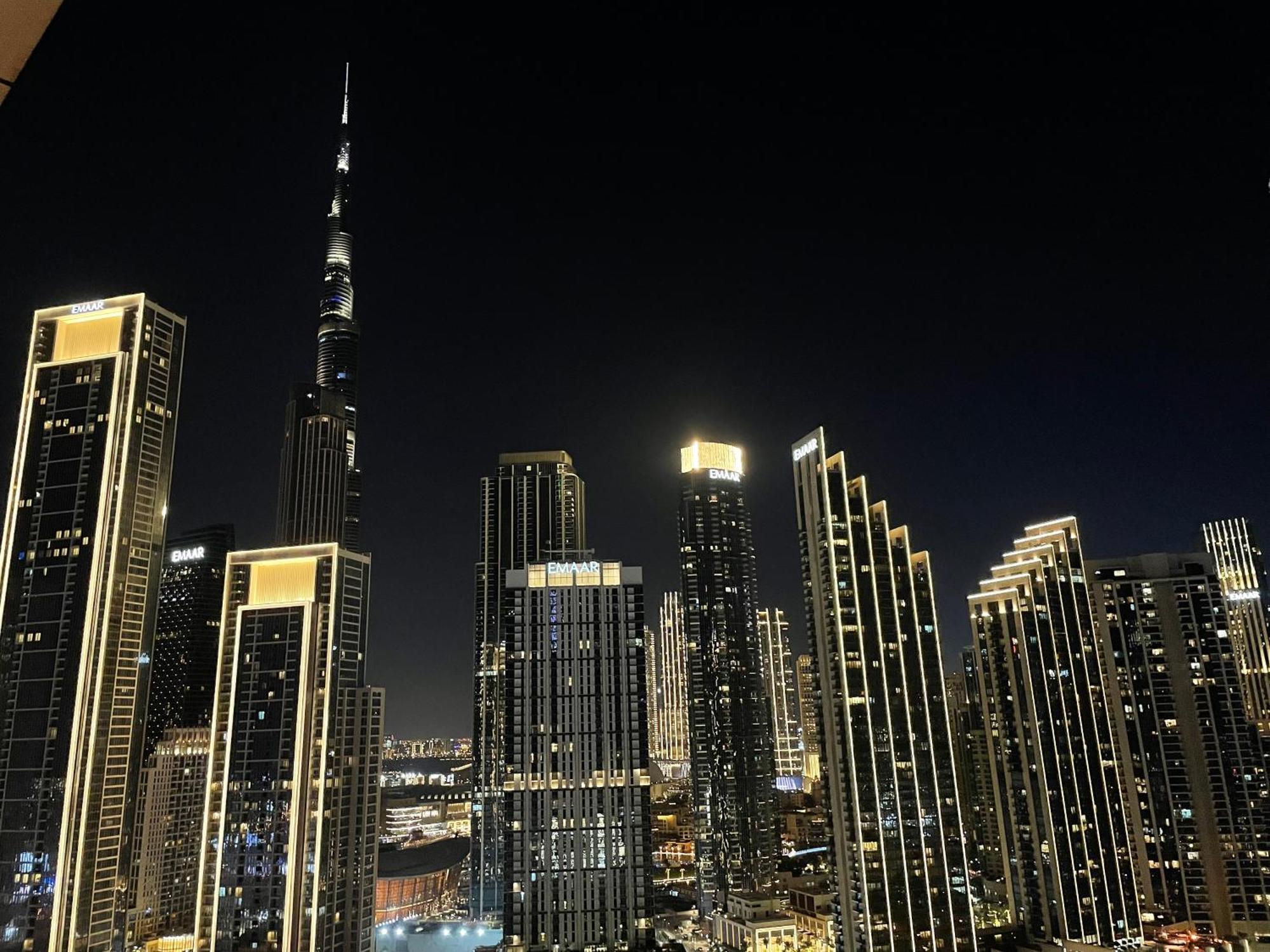 شقة Burj Khalifa Views 2Br With Infinity Pool Downtown دبي المظهر الخارجي الصورة