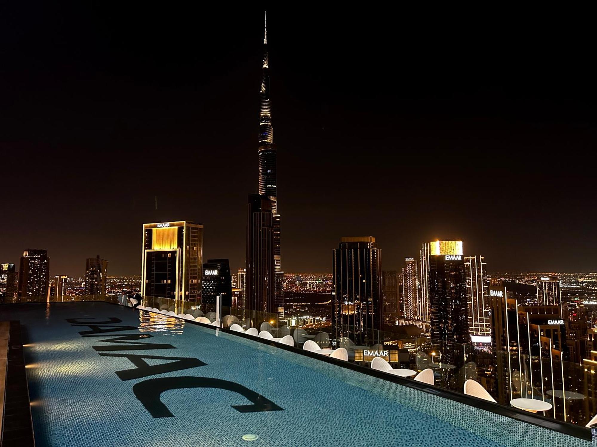 شقة Burj Khalifa Views 2Br With Infinity Pool Downtown دبي المظهر الخارجي الصورة