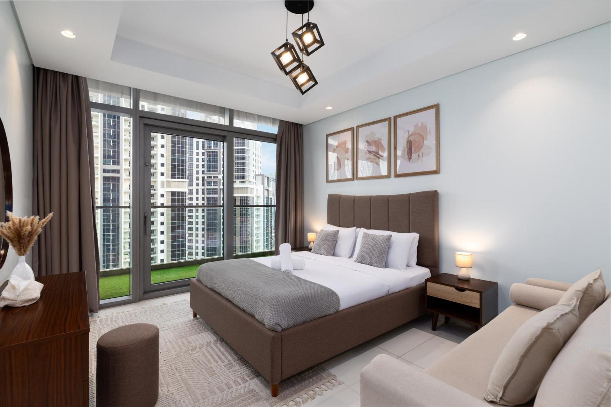 شقة Burj Khalifa Views 2Br With Infinity Pool Downtown دبي المظهر الخارجي الصورة
